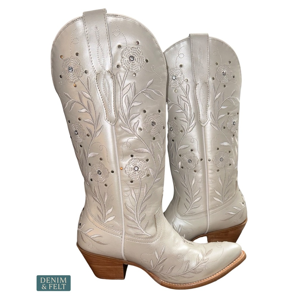 NEW Ariat Romance Pearly White Floral Rhinestone Western Cowboy Boots 7.5 Bridal - Picture 10 of 16
